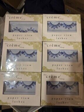 6 The Crème Shop Paper View Lashes in Blue